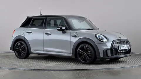 MINI HATCHBACK 1.5 Cooper Sport [Comfort/Nav Pack]