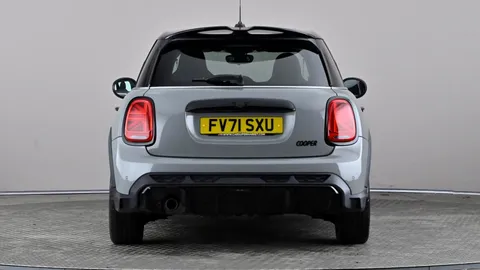 MINI HATCHBACK 1.5 Cooper Sport [Comfort/Nav Pack]