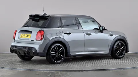MINI HATCHBACK 1.5 Cooper Sport [Comfort/Nav Pack]