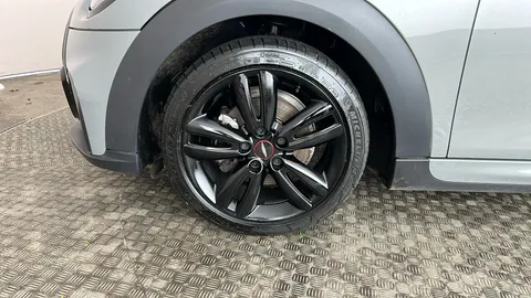 MINI HATCHBACK 1.5 Cooper Sport [Comfort/Nav Pack]