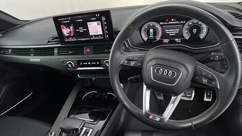 AUDI A4 40 TDI 204 Quattro Vorsprung S Tronic