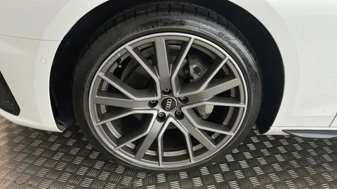 AUDI A4 40 TDI 204 Quattro Vorsprung S Tronic