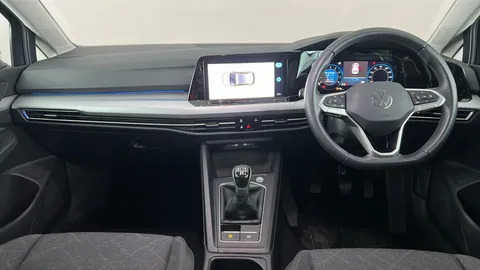 VOLKSWAGEN GOLF 1.5 TSI Life