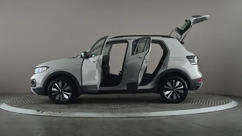 VOLKSWAGEN T-CROSS 1.0 TSI 110 Move DSG