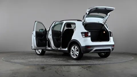 VOLKSWAGEN T-CROSS 1.0 TSI SE