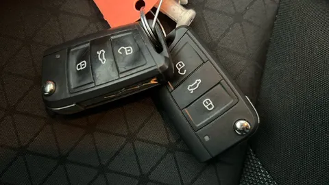 VOLKSWAGEN T-CROSS 1.0 TSI SE