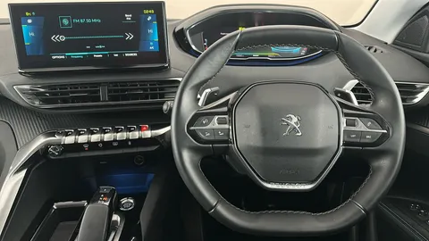 PEUGEOT 3008 1.6 Hybrid 225 Allure e-EAT8