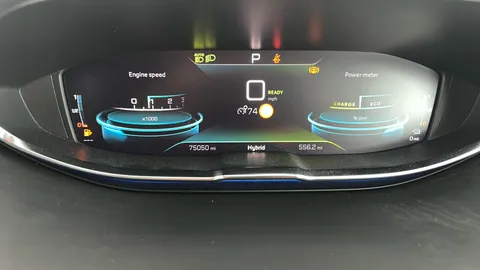 PEUGEOT 3008 1.6 Hybrid 225 Allure e-EAT8