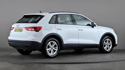 AUDI Q3 35 TFSI Technik S Tronic