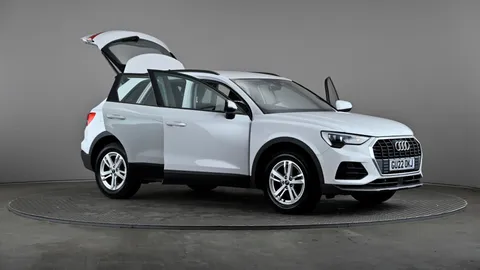 AUDI Q3 35 TFSI Technik S Tronic