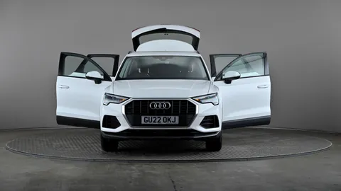 AUDI Q3 35 TFSI Technik S Tronic
