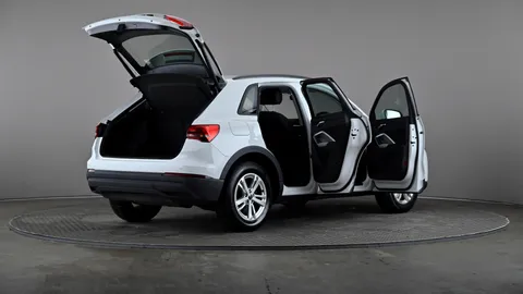 AUDI Q3 35 TFSI Technik S Tronic