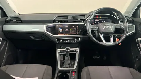 AUDI Q3 35 TFSI Technik S Tronic