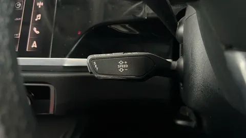 AUDI Q3 35 TFSI Technik S Tronic