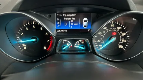 FORD KUGA 1.5 EcoBoost ST-Line X 2WD