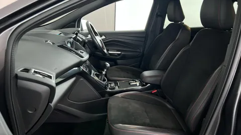 FORD KUGA 1.5 EcoBoost ST-Line X 2WD