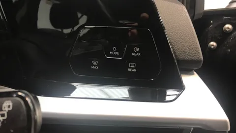 VOLKSWAGEN GOLF 1.0 TSI Life