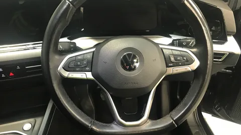 VOLKSWAGEN GOLF 1.0 TSI Life