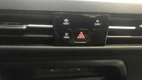 VOLKSWAGEN GOLF 1.0 TSI Life