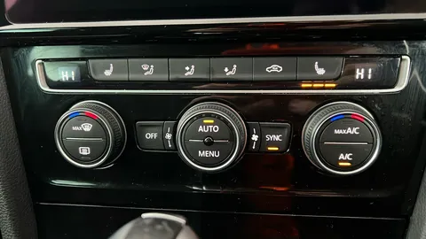 VOLKSWAGEN GOLF 2.0 TSI 245 GTI Performance DSG