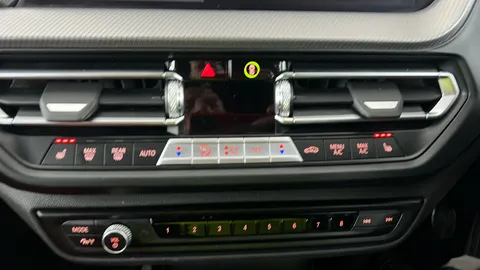 BMW 1 SERIES 118i [136] M Sport [Live Cockpit Pro/Pro pk]