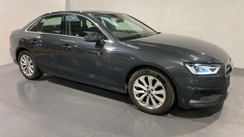 AUDI A4 35 TFSI Technik S Tronic