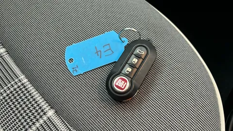 FIAT 500 1.0 Mild Hybrid Lounge