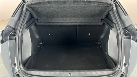 PEUGEOT 2008 1.2 PureTech 130 GT EAT8