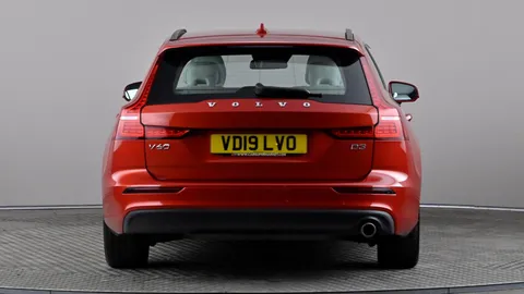 VOLVO V60 2.0 D3 Momentum Auto