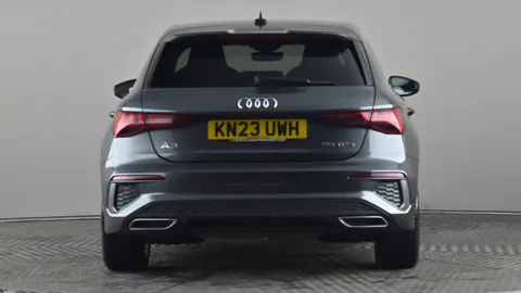 AUDI A3 35 TFSI S Line S Tronic