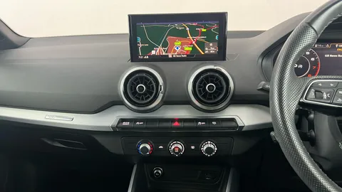 AUDI Q2 35 TFSI S Line S Tronic