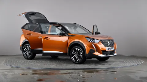 PEUGEOT 2008 1.2 PureTech 130 GT EAT8