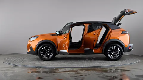 PEUGEOT 2008 1.2 PureTech 130 GT EAT8