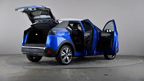 Peugeot 3008 1.5 BlueHDi GT Premium EAT8