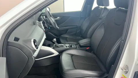 AUDI Q2 35 TFSI S Line S Tronic