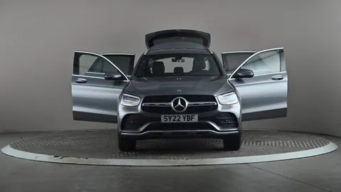 MERCEDES-BENZ GLC GLC 300e 4Matic AMG Line 9G-Tronic