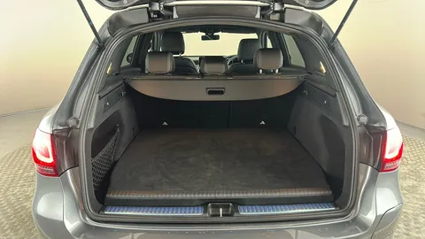 MERCEDES-BENZ GLC GLC 300e 4Matic AMG Line 9G-Tronic