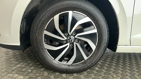 VOLKSWAGEN POLO 1.0 TSI Life