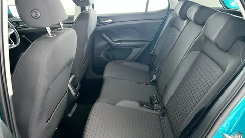 VOLKSWAGEN T-CROSS 1.0 TSI SE