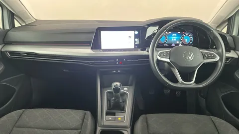 VOLKSWAGEN GOLF 1.5 TSI 150 Life