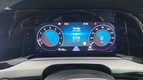 VOLKSWAGEN GOLF 1.5 TSI 150 Life