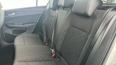 VOLKSWAGEN GOLF 1.5 TSI 150 Life