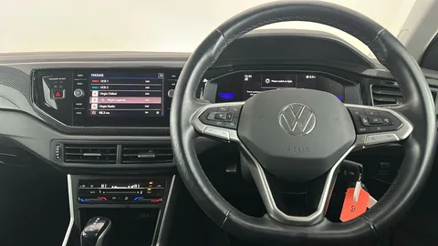 VOLKSWAGEN TAIGO 1.0 TSI 110 Life DSG