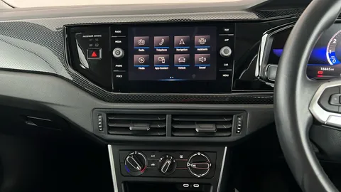 VOLKSWAGEN POLO 1.0 Life