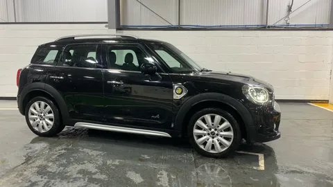 MINI COUNTRYMAN 1.5 Cooper S E ALL4 PHEV Auto [Chili/Media XL]