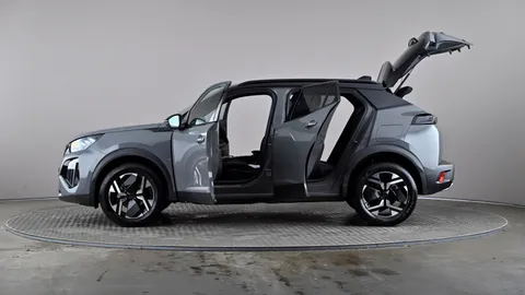 PEUGEOT 2008 1.2 PureTech 130 GT EAT8