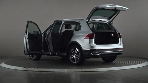 VOLKSWAGEN TIGUAN 1.5 TSI 150 Elegance DSG