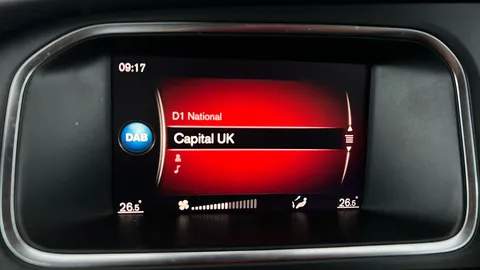 VOLVO V40 T3 [152] Inscription Geartronic