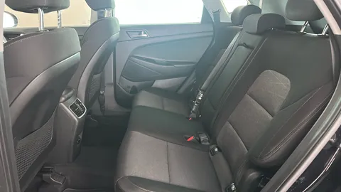 HYUNDAI TUCSON 1.6 GDi SE Nav 2WD