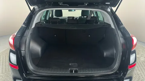 HYUNDAI TUCSON 1.6 GDi SE Nav 2WD